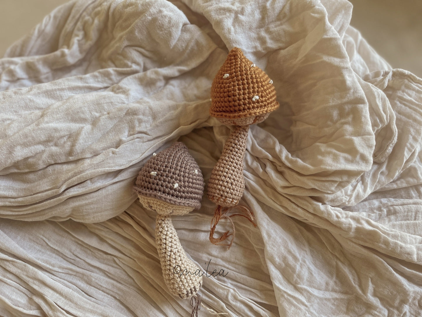 Mushroom Rattle Cinnamon
