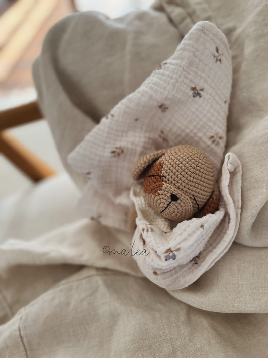 Babyrassel Hund mit Softgriff inkl. Kuscheltuch Babyrassel ma'lea