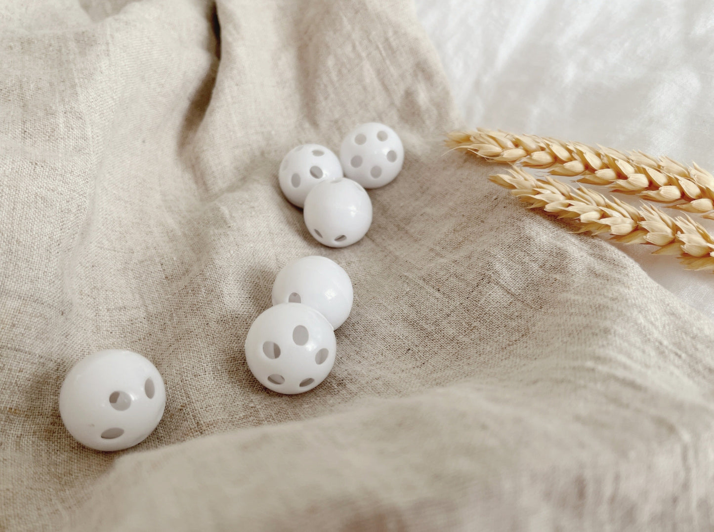 rattle balls
