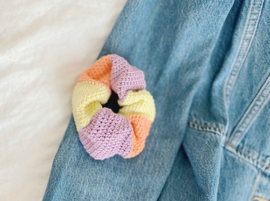Scrunchie Pop Haaraccessoire für trendige Haargestaltung - Malea.boutique