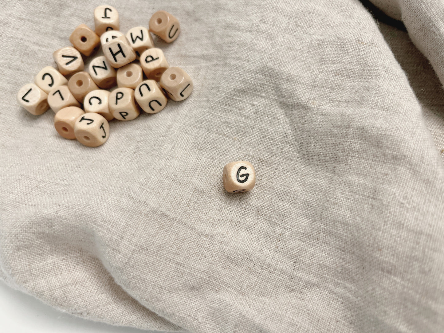 Geprägte Buchstabenwürfel, 10 mm, G malea.boutique