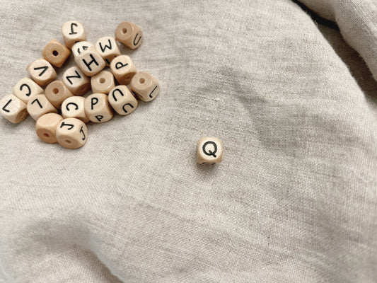 Geprägte Buchstabenwürfel, 10 mm, Q malea.boutique