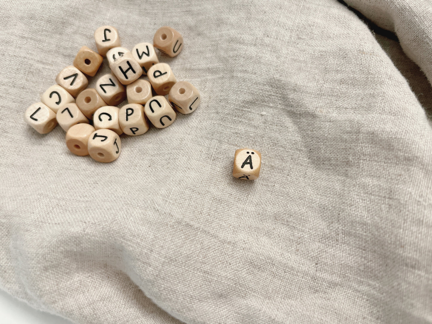 Geprägte Buchstabenwürfel, 10 mm, Ä malea.boutique