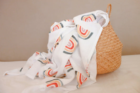 Musseline Sommerdecke mit Regenbogenmotiv Geschenk ma'lea