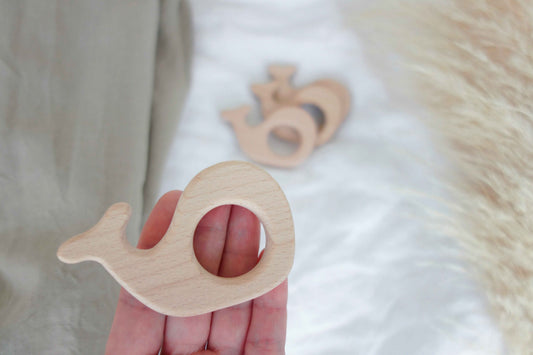 Greifling Walfisch für Babys – Perfekter Begleiter für zarte Händchen - Malea.boutique
