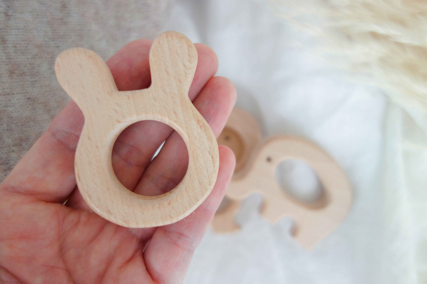 Greifling Hase für Babys – Weicher und sicherer Spielzeuggreifling - Malea.boutique