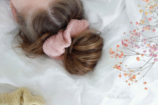 Sommerfreebie Scrunchie - Schnell & einfach selbst gehäkelt.