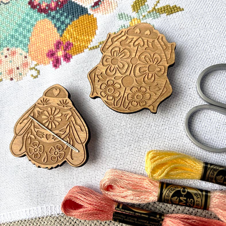 Love Poppet - Hummel - Magnetischer Nadelhalter Nadelhalter Love Poppet